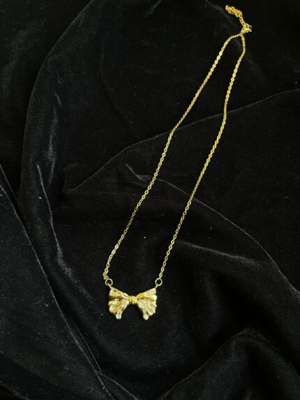 Luxe bow necklace